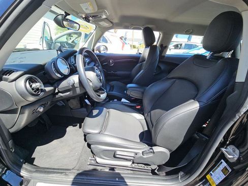 Used 2018 MINI Cooper S FWD image 8