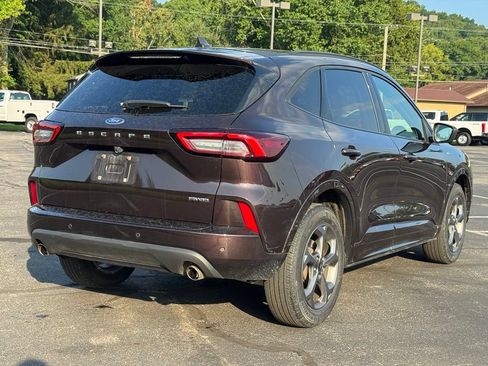 Used 2023 Ford Escape ST-Line w/ Tech Pack #1 AWD/4WD image 5
