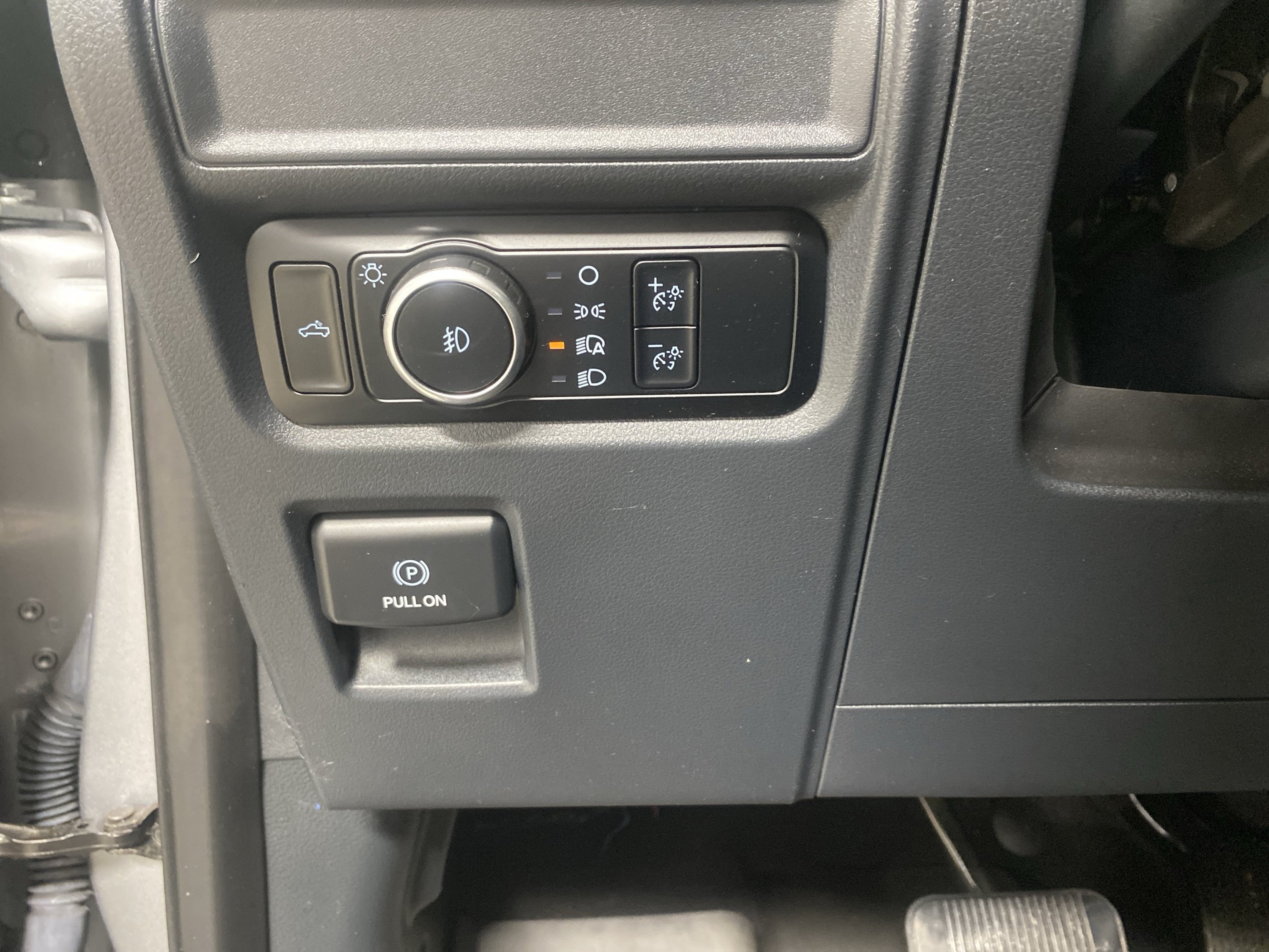 Used 2024 Ford F150 STX AWD/4WD image 20