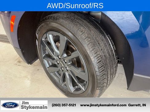 Used 2023 Chevrolet Equinox RS AWD/4WD image 2