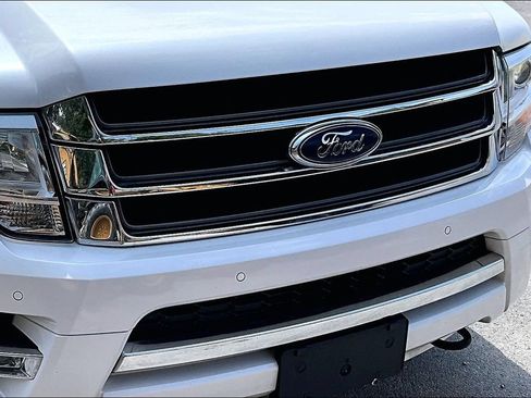 Used 2017 Ford Expedition EL Limited w/ Equipment Group 301A AWD/4WD image 33