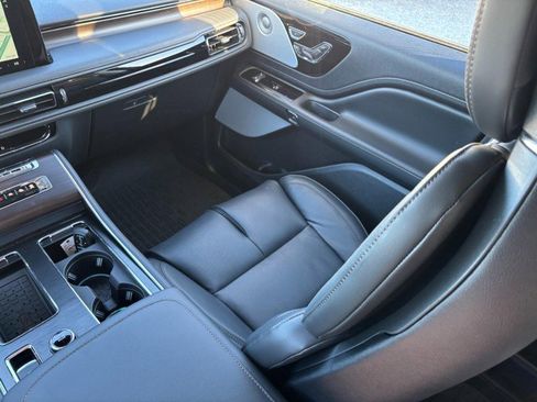 New 2026 Lincoln Aviator Reserve image 15
