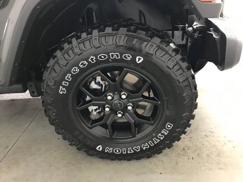 New 2025 Jeep Gladiator Willys image 44