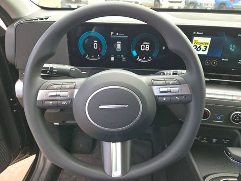 New 2026 Hyundai Kona SE image 10
