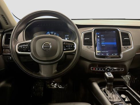 Used 2018 Volvo XC90 T5 Momentum w/ Convenience Package image 29