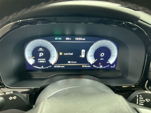 Used 2022 INFINITI QX60 Sensory w/ Cargo Package image 13