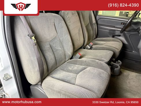 Used 2007 Chevrolet Silverado 2500 LT w/ Heavy-Duty Power Package image 48