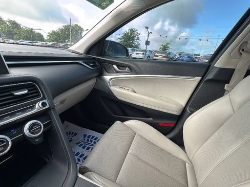 Used 2019 Genesis G70 2.0T Advanced AWD/4WD image 21