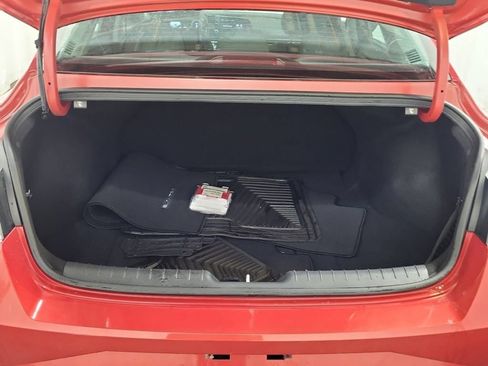 Certified 2022 Hyundai Elantra SEL w/ Convenience Package FWD image 9