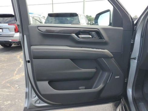 New 2026 GMC Yukon XL Elevation AWD/4WD image 13