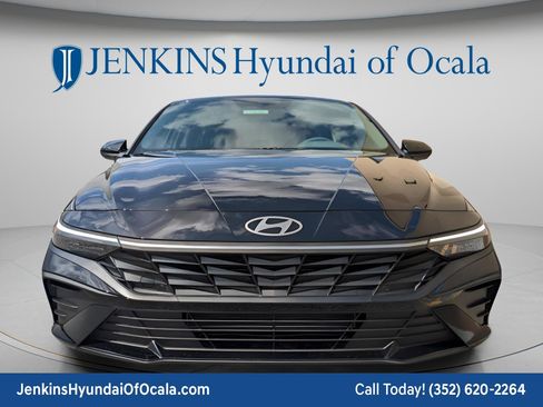 New 2026 Hyundai Elantra SE FWD image 11