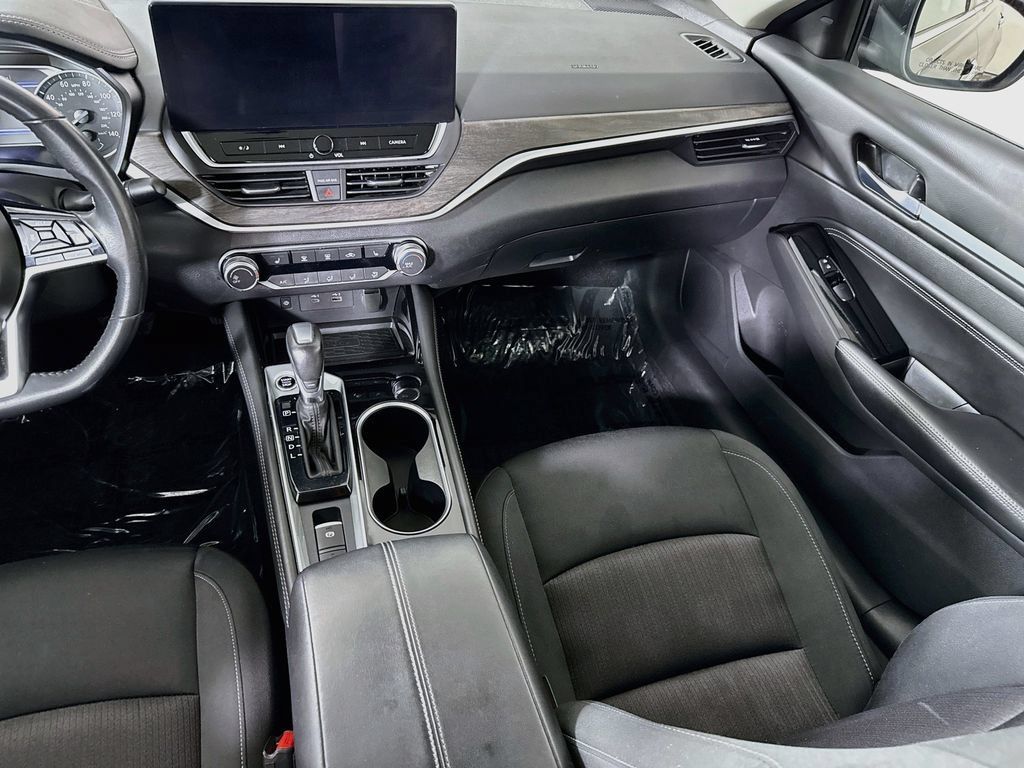Certified 2023 Nissan Altima 2.5 SV w/ SV Premium Package FWD image 27