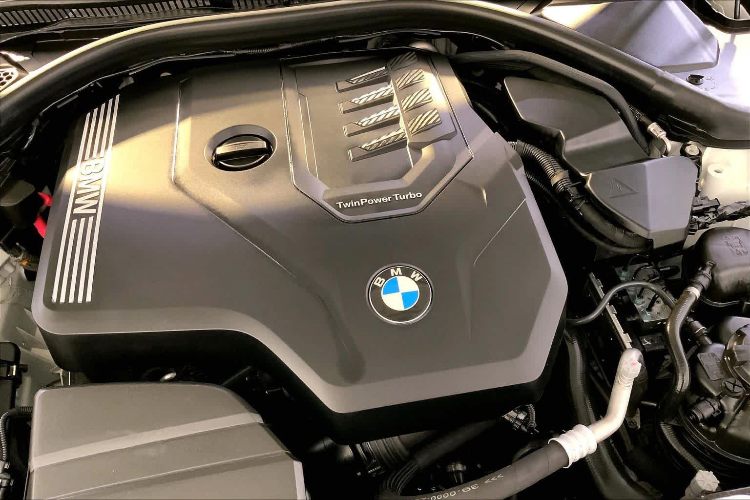 Used 2022 BMW 330i xDrive Sedan w/ Premium Package AWD/4WD image 31