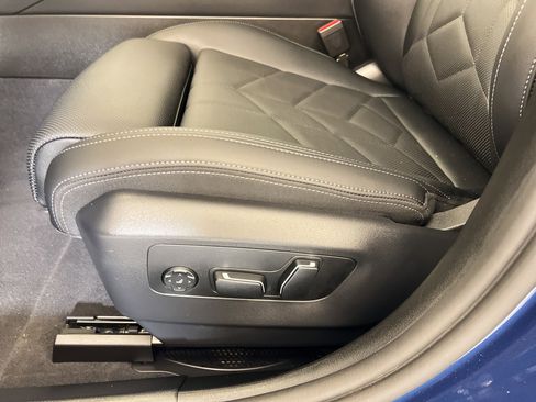 Used 2026 BMW 530i image 14