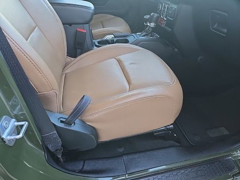 Used 2023 Jeep Wrangler Unlimited Rubicon w/ Safety Group image 87