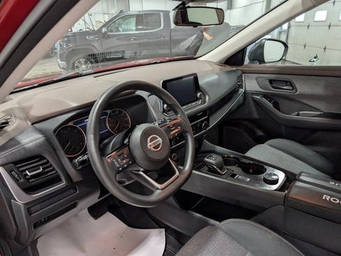 Used 2021 Nissan Rogue S image 15