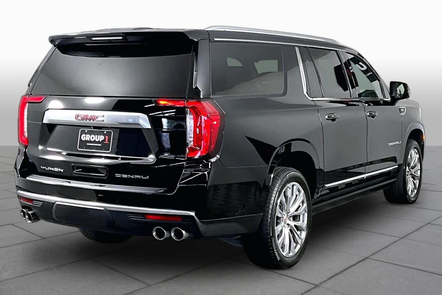 Used 2024 GMC Yukon XL Denali w/ Max Trailering Package AWD/4WD image 12