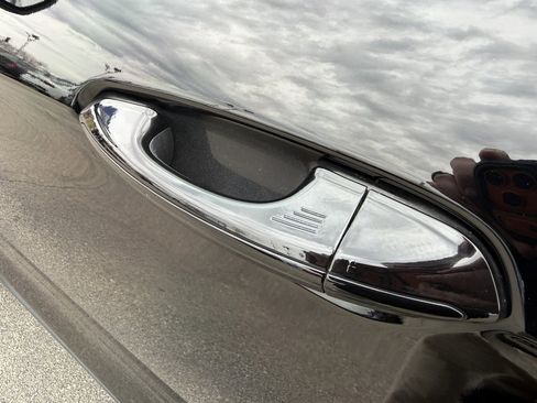 Used 2018 Ford Edge SEL w/ Equipment Group 201A image 32