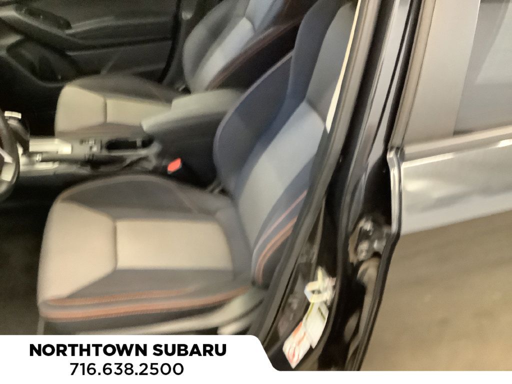Used 2019 Subaru Crosstrek 2.0i Premium AWD/4WD image 14
