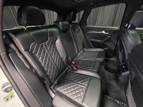 Used 2020 Audi SQ5 Premium Plus w/ Premium Plus Package image 48