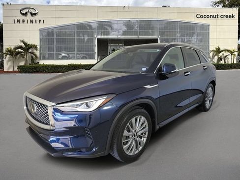 Used 2025 INFINITI QX50 Luxe AWD/4WD image 2