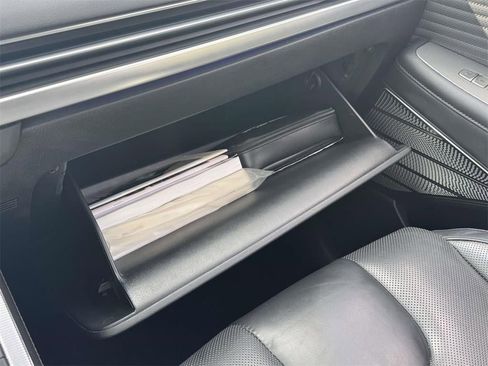 Used 2023 Hyundai Palisade Calligraphy image 34