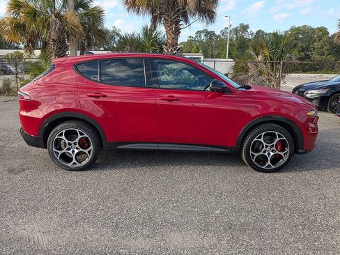 Used 2024 Alfa Romeo Tonale Veloce w/ Active Assist Package AWD/4WD image 3