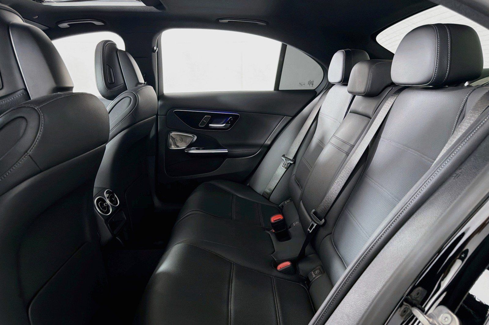 Certified 2024 Mercedes-Benz C 300 Sedan image 9