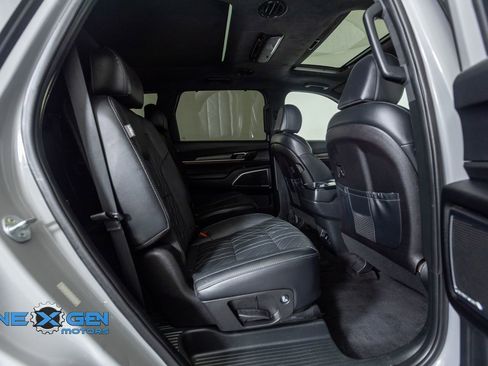 Used 2024 Kia Telluride SX Prestige X-Pro AWD/4WD image 39