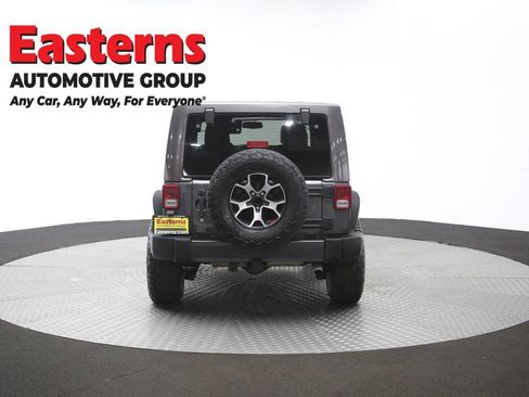 Used 2017 Jeep Wrangler Unlimited Sahara w/ Dual Top Group AWD/4WD image 37