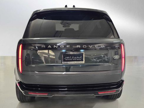 Used 2023 Land Rover Range Rover SE image 4