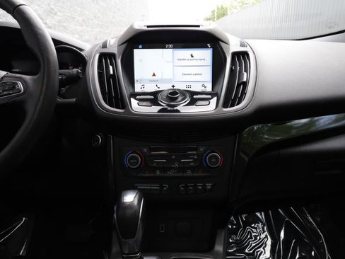 Used 2018 Ford Escape Titanium AWD/4WD image 24
