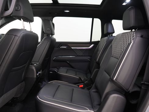 Used 2026 GMC Acadia Denali w/ Super Cruise Package AWD/4WD image 20