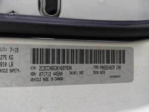 Used 2019 Chrysler 300 S RWD image 33