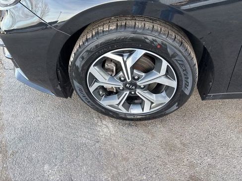 Used 2020 Kia Forte LXS image 43