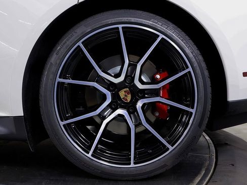 New 2025 Porsche Taycan 4S image 22