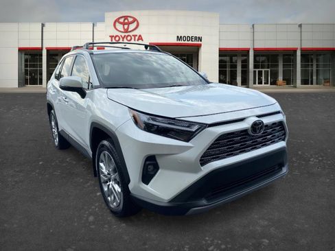 Certified 2025 Toyota RAV4 Limited FWD image 3