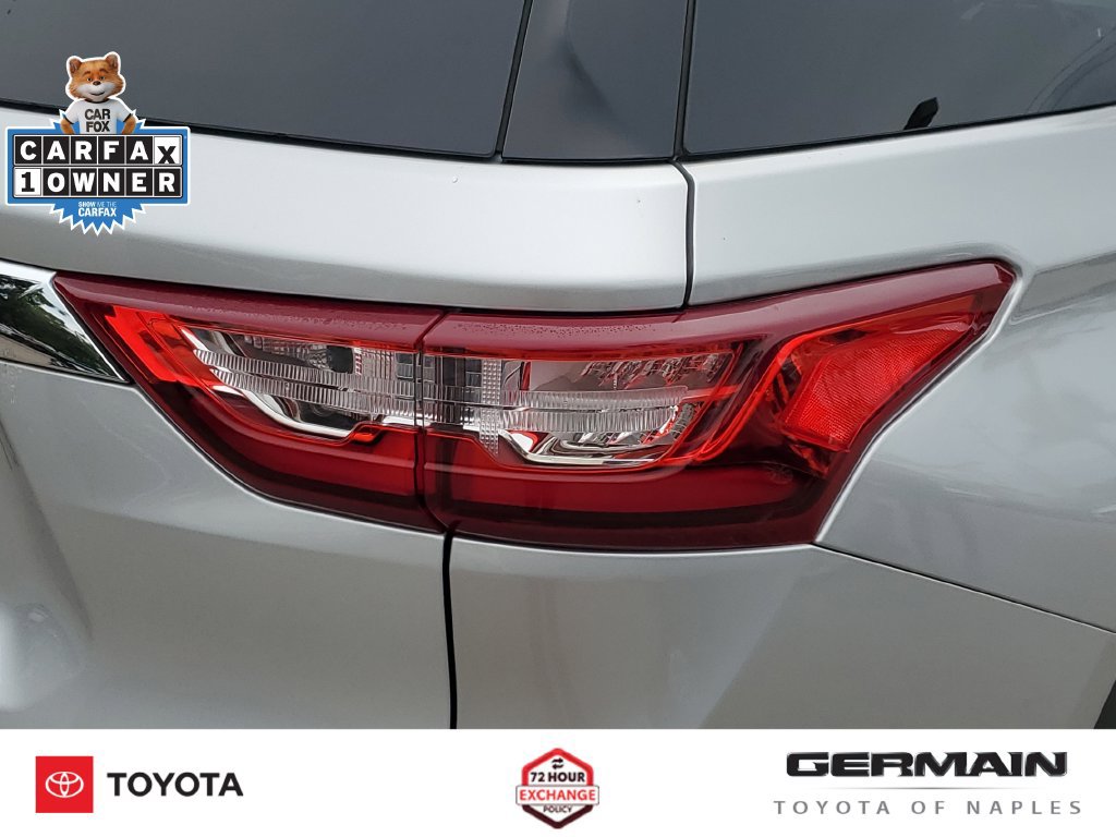 Used 2019 Chevrolet Traverse LS FWD image 16