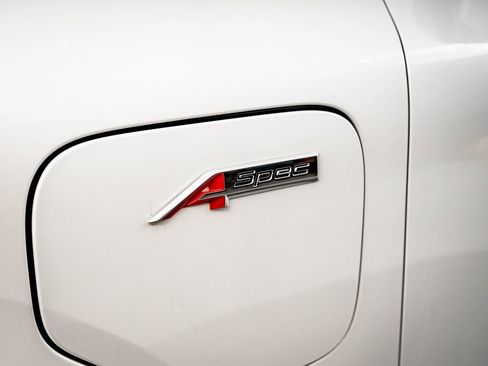 Certified 2024 Acura ZDX A-Spec image 9