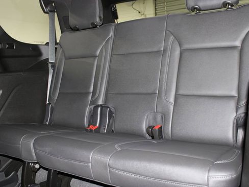 Used 2022 Chevrolet Tahoe Z71 image 24