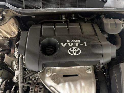 Used 2010 Toyota Camry SE image 30