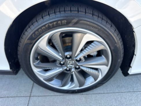 Used 2021 Honda Clarity Touring image 21