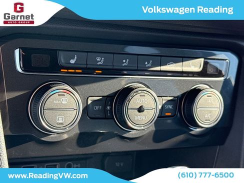 Used 2019 Volkswagen Tiguan SE image 32