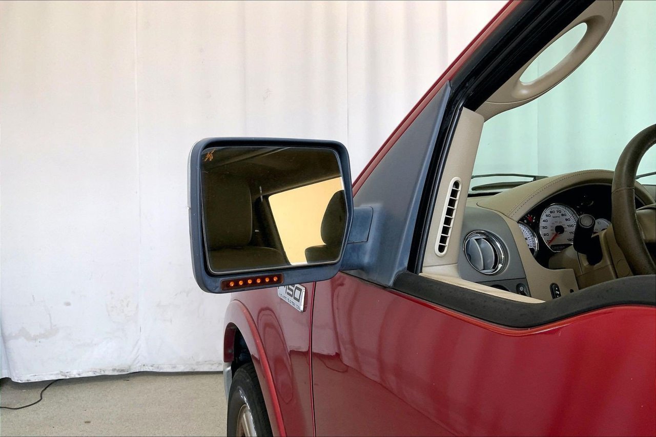 Used 2007 Ford F150 Lariat RWD image 10