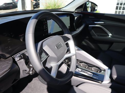 Used 2025 Audi Q5 Prestige AWD/4WD image 33