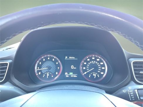 Used 2019 Hyundai Veloster 2.0 Premium image 23