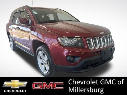 Used 2016 Jeep Compass Latitude AWD/4WD image 1