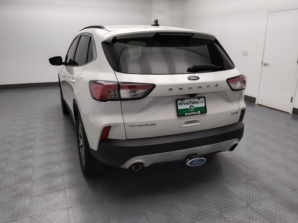 Used 2020 Ford Escape Titanium AWD/4WD image 6