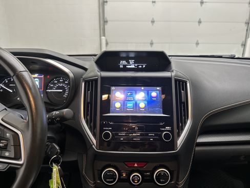 Used 2022 Subaru Crosstrek 2.0i Premium AWD/4WD image 26
