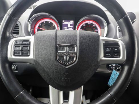 Used 2019 Dodge Grand Caravan GT image 23